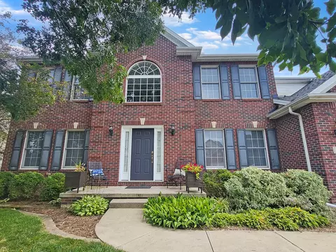 989 Balsam Rd, Normal, IL 61761 photo 2