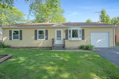 19424 W Harvard Ave, Mundelein, IL 60060