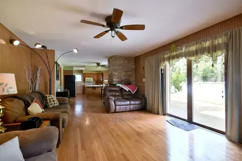 708 E Prairie Ave, Des Plaines, IL 60016 photo 7