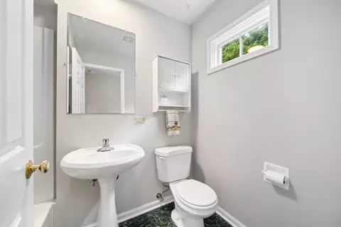 149 W Norman Ln, Wheeling, IL 60090 photo 18