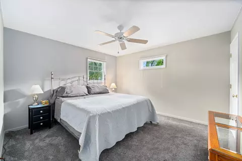 149 W Norman Ln, Wheeling, IL 60090 photo 20