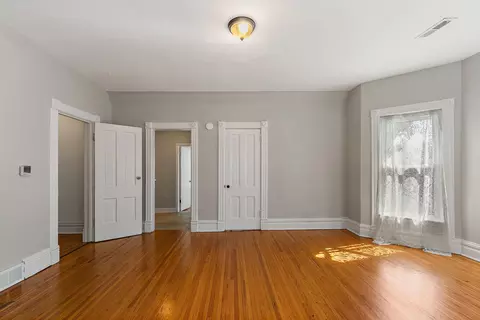 Bedroom - 515 Prospect St, Elgin, IL 60120 photo 4 of 6