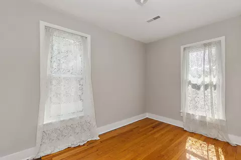 Bedroom - 515 Prospect St, Elgin, IL 60120 photo 6 of 6