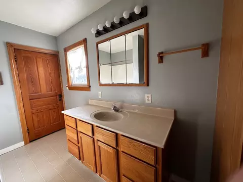 Bath - 716 W Main St, Warren, IL 61087 photo 1 of 1