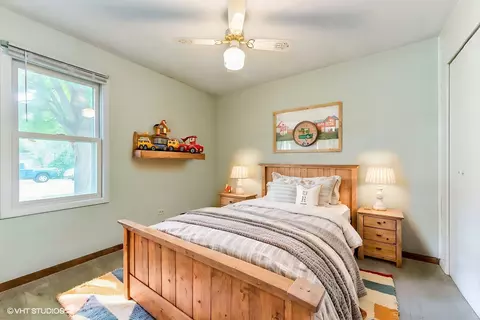 Bedroom - 421 Daniel St, Wauconda, IL 60084 photo 3 of 6