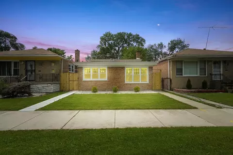 9728 S Torrence Ave, Chicago, IL 60617