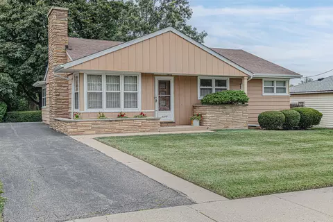 2310 Dodge Ave, Waukegan, IL 60085