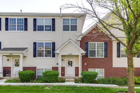 1693 W Turtle Creek Ln, Round Lake, IL 60073