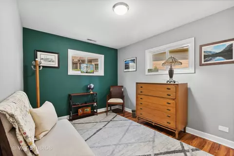 Other - 301 W Brookside Cir, Wheaton, IL 60187 photo 7 of 11