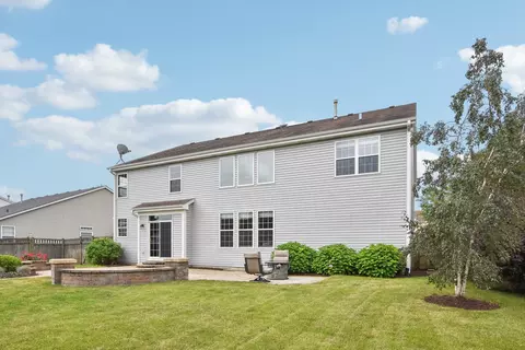 14535 Colonial Pkwy, Plainfield, IL 60544 photo 3