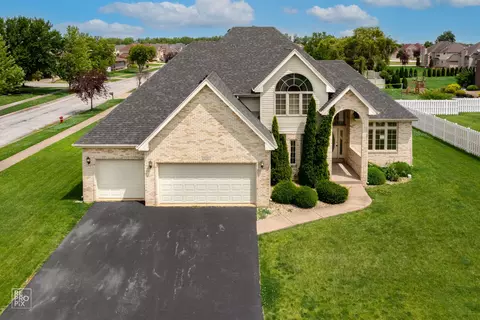 3040 201st St, Lynwood, IL 60411