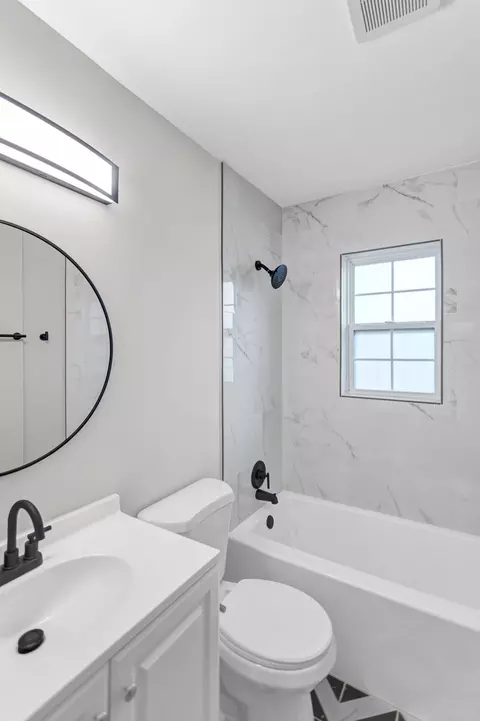 700 Ash Rd, Hoffman Estates, IL 60169 photo 24