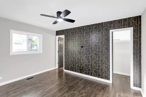 700 Ash Rd, Hoffman Estates, IL 60169 photo 15