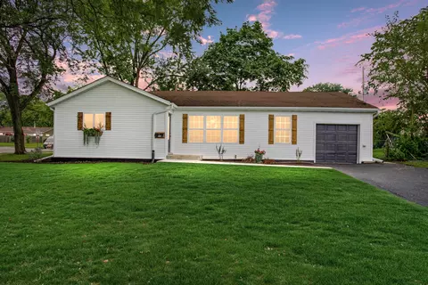 700 Ash Rd, Hoffman Estates, IL 60169 photo 34