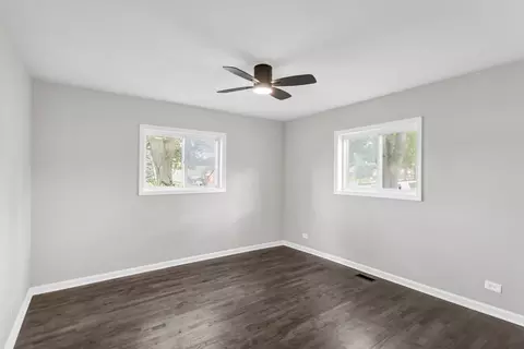 700 Ash Rd, Hoffman Estates, IL 60169 photo 22