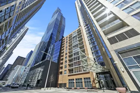 420 E Waterside Dr #714, Chicago, IL 60601
