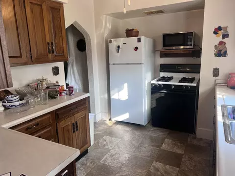 1605 E 3rd St, Sterling, IL 61081 photo 3