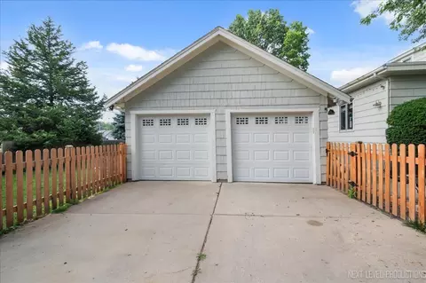 Exterior - 84 S Melrose Ave, Elgin, IL 60123 photo 6 of 6