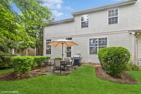 Exterior - 1109 Loganbury Ct, Elgin, IL 60120 photo 2 of 2
