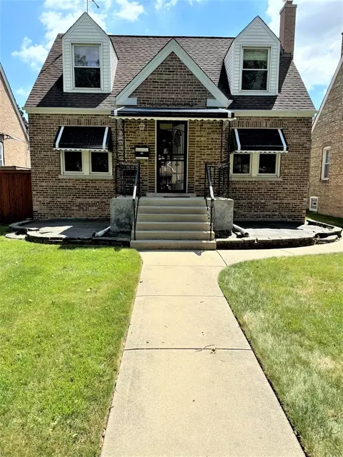 1631 N 73rd Ct, Elmwood Park, IL 60707