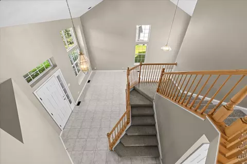 1311 Blackhawk Ln, Bartlett, IL 60103 photo 8