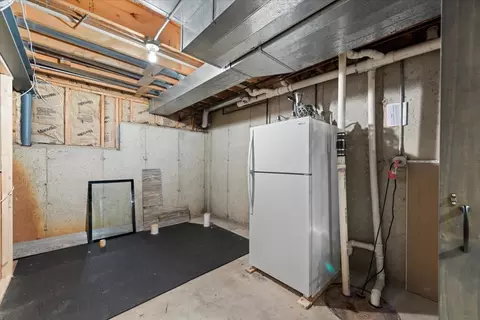 1311 Blackhawk Ln, Bartlett, IL 60103 photo 33