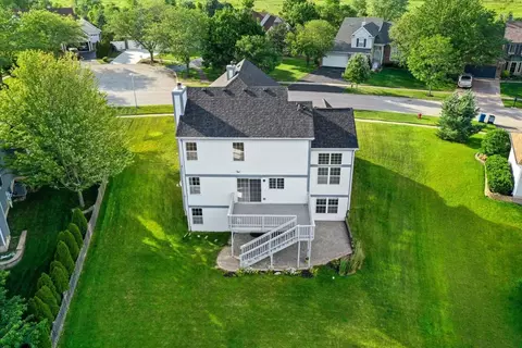 1311 Blackhawk Ln, Bartlett, IL 60103 photo 44