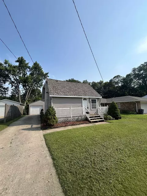 314 Clifford Ave, Loves Park, IL 61111