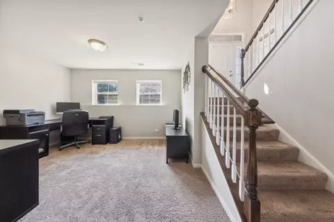 1190 Colfax Ave, Des Plaines, IL 60016 photo 17