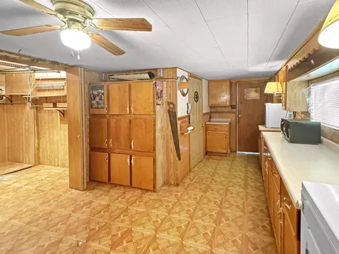 17044 Lorenz Ave, Lansing, IL 60438 photo 13