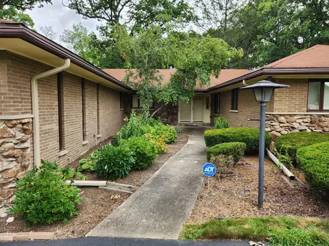 518 N Forest Dr, Addison, IL 60101 photo 3