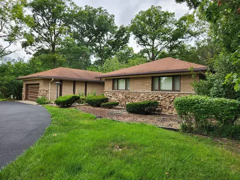518 N Forest Dr, Addison, IL 60101 photo 2