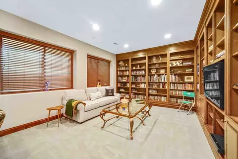 Other - 10 Willowcrest Dr, Oak Brook, IL 60523 photo 3 of 7