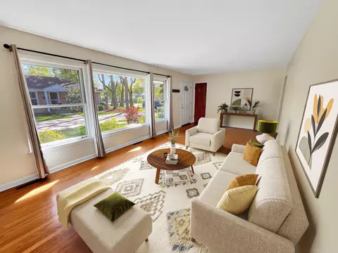 Living - 107 S Lorraine Rd, Wheaton, IL 60187 photo 2 of 2