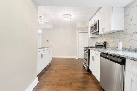 2242 E 100th St, Chicago, IL 60617 photo 10