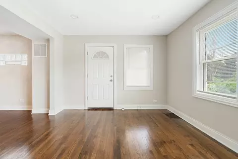 2242 E 100th St, Chicago, IL 60617 photo 7