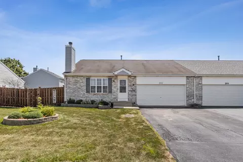 802 Six Pines Dr, Romeoville, IL 60446