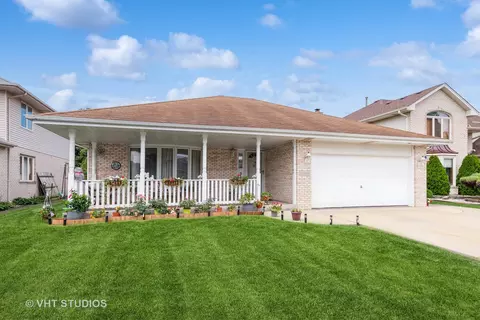 10804 Cook Ave, Oak Lawn, IL 60453