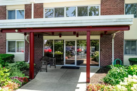 127 N Wolf Rd #59A, Wheeling, IL 60090