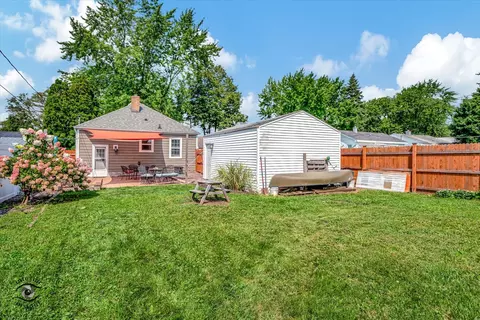 Exterior - 516 N 10th Ave, Kankakee, IL 60901 photo 10 of 10