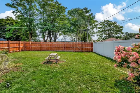 Exterior - 516 N 10th Ave, Kankakee, IL 60901 photo 9 of 10