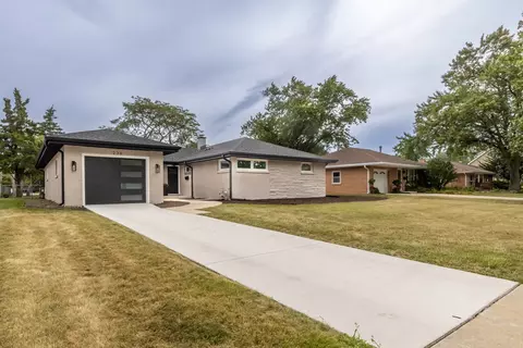 236 Tee Ln, Bloomingdale, IL 60108