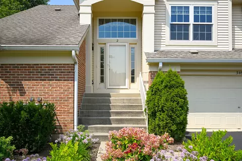 346 Ashford Cir #2, Bartlett, IL 60103 photo 2