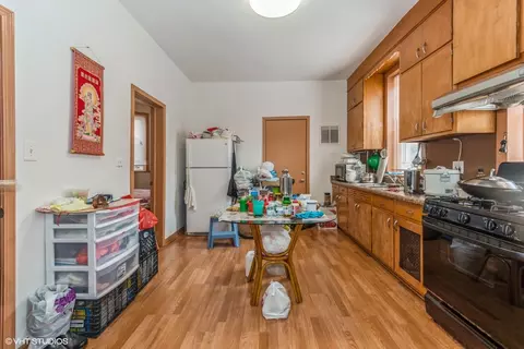 2821 S Emerald Ave, Chicago, IL 60616 photo 12