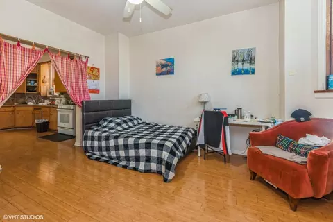 2821 S Emerald Ave, Chicago, IL 60616 photo 2