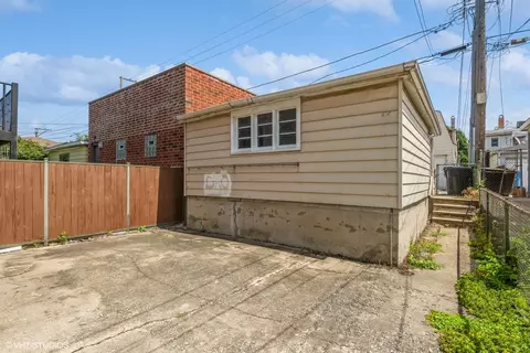 2821 S Emerald Ave, Chicago, IL 60616 photo 22