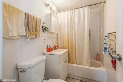 2821 S Emerald Ave, Chicago, IL 60616 photo 10