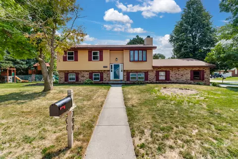 200 Bentley Dr, Normal, IL 61761 photo 45