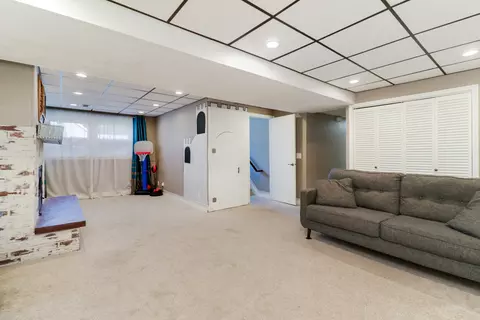 200 Bentley Dr, Normal, IL 61761 photo 24