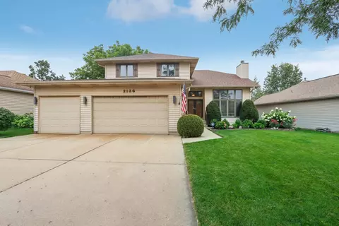 2136 Clearwater Way, Elgin, IL 60123